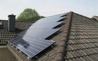 Solaranlage Dachaufnahme schräg - Porz